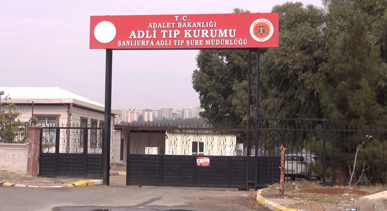 Şanlıurfada genç, bıçakla saldırdığı babası tarafından tüfekle öldürüldü