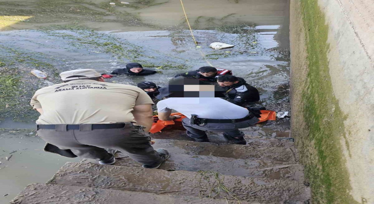 Şanlıurfada sulama kanalına giren çocuk boğuldu