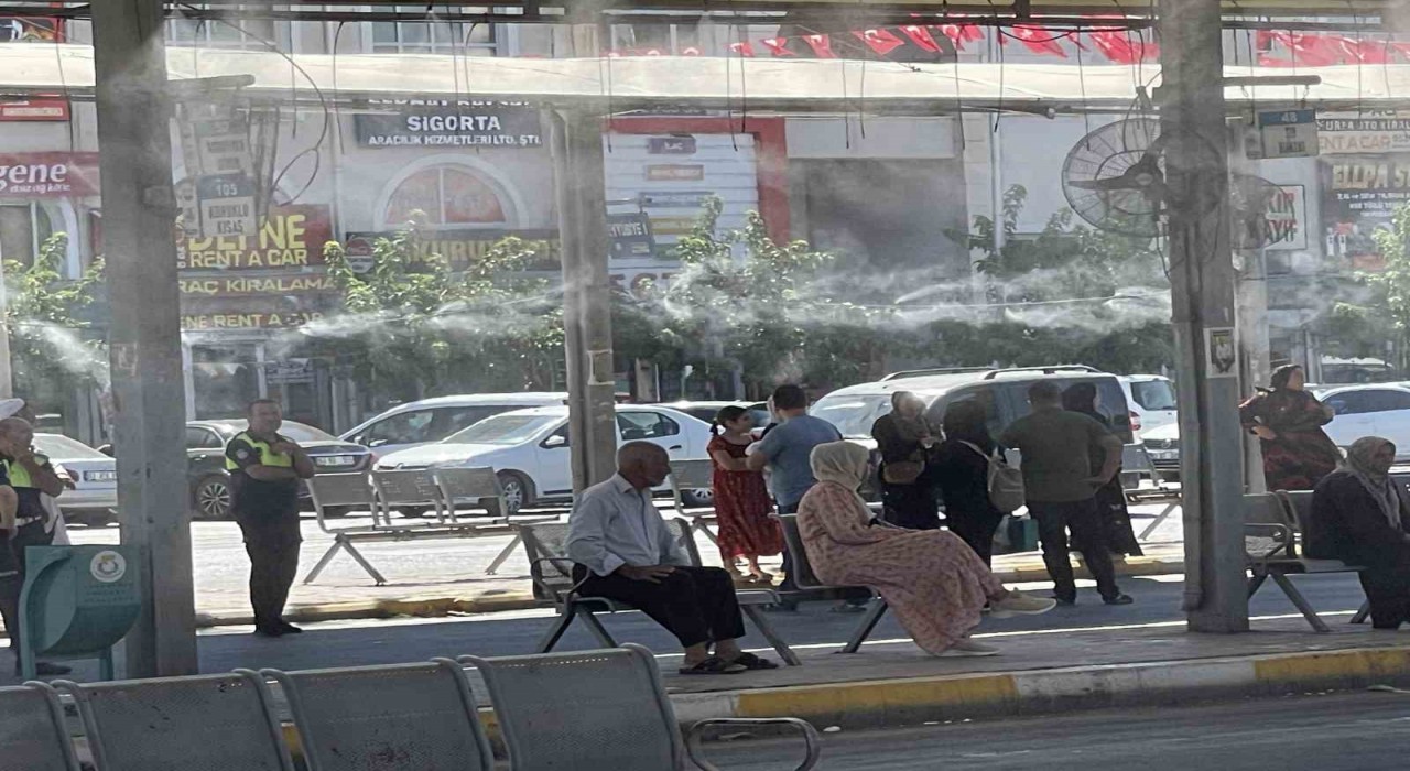 Şanlıurfada yüksek sıcaklık vatandaşları bunaltıyor