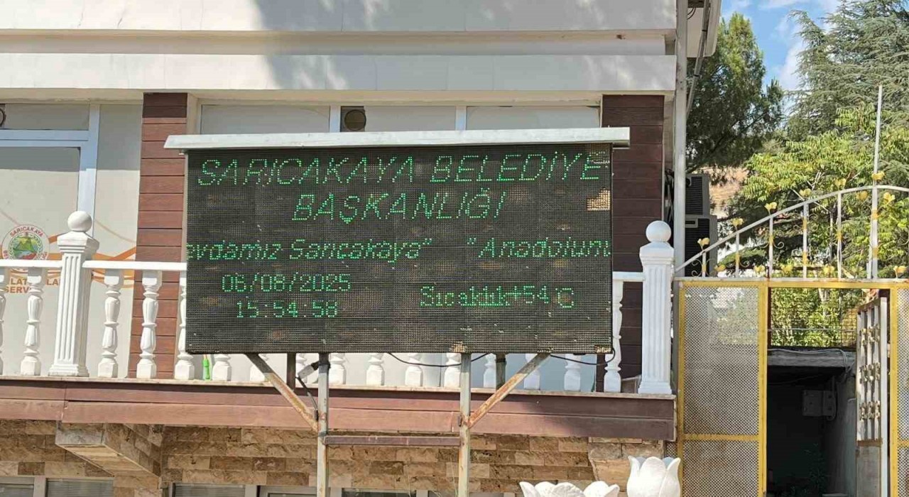 Sarıcakayada termometreler 54ü gösterdi