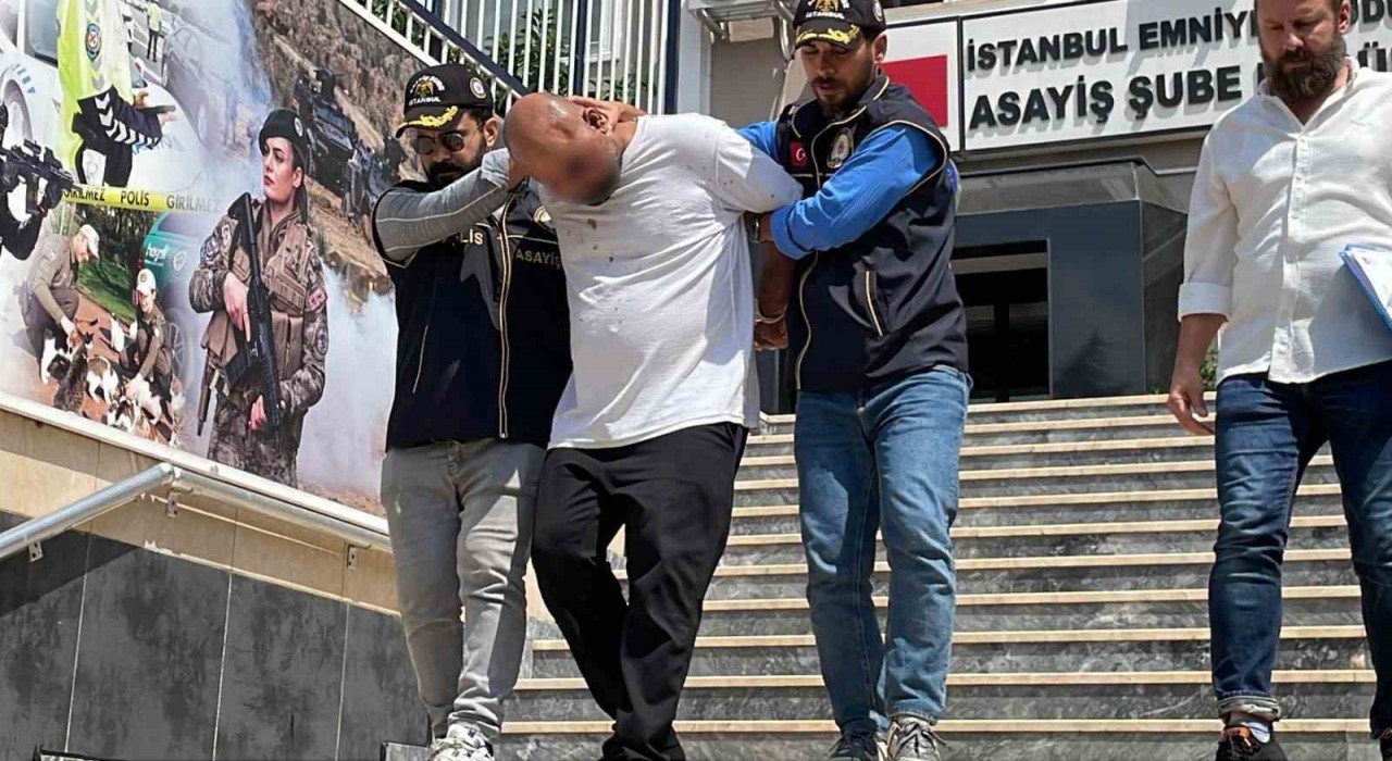 Sarıyerde 15 Temmuz şehidinin mezarına zarar veren şüpheli yakalandı