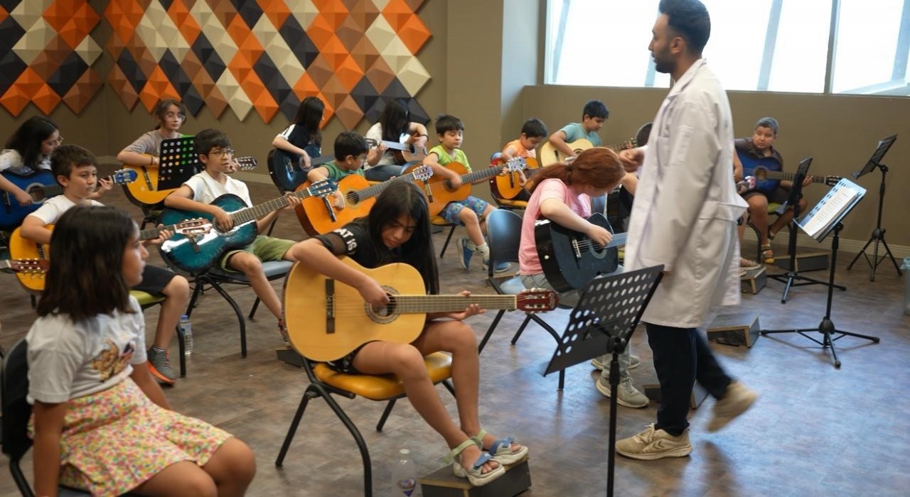 Şehitkamilde çocuklar yaz tatilini verimli geçiriyor