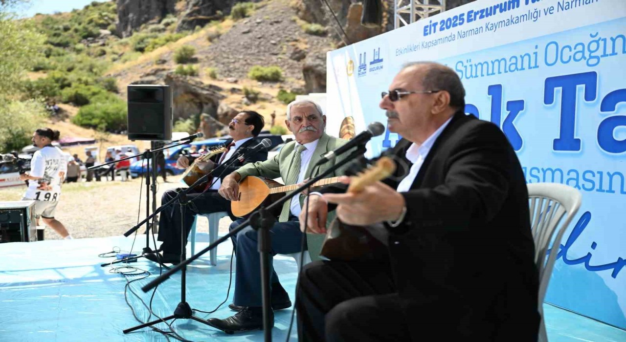 Âşık Sümmani Narmanda anıldı