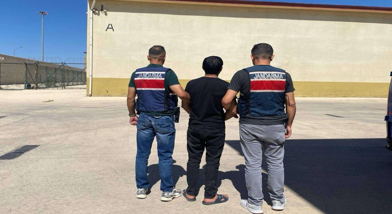 Silahlı yağma suçundan kesinleşmiş cezayla aranan şahıs yakalandı