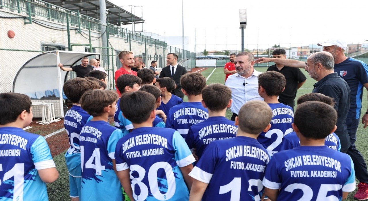 Sincanda Yaz Futbol Okulu başlıyor
