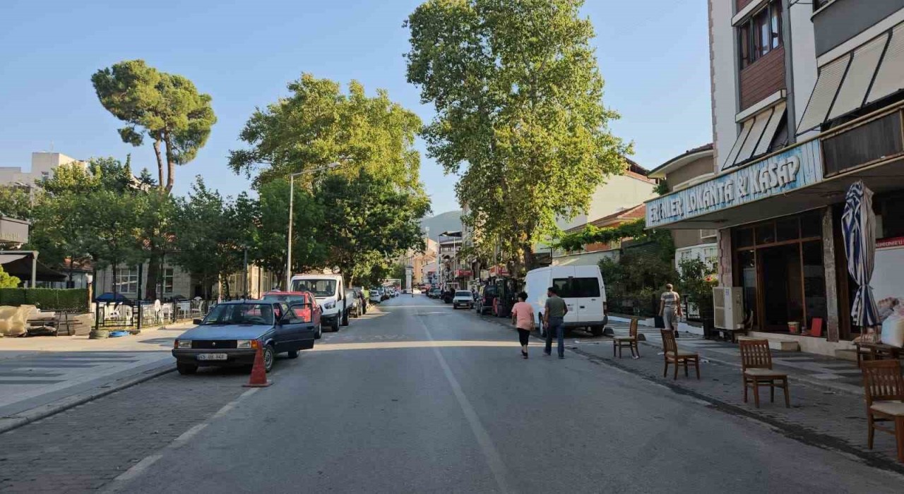 Sındırgıda 4.2 büyüklüğünde deprem