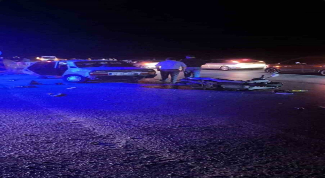 Sındırgıda feci kaza: 1 ölü, 1 yaralı