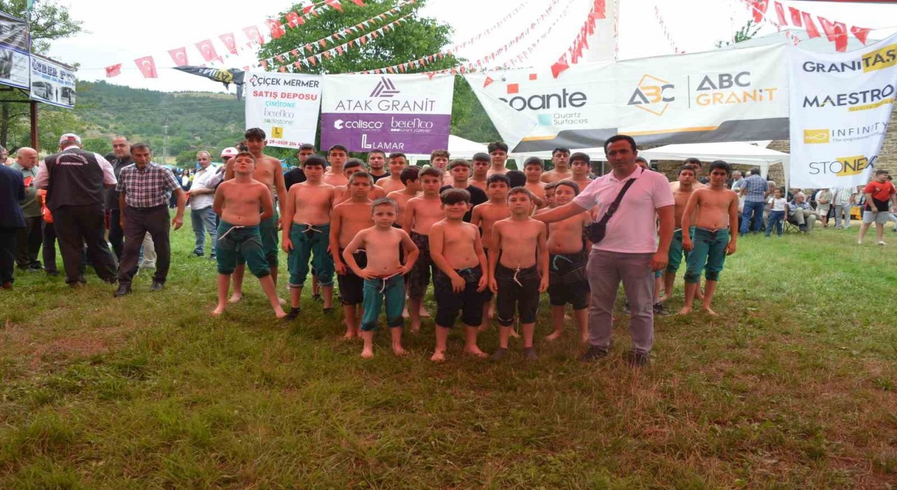 Sinopta 17. Güreş ve Keşkek Festivaline yoğun ilgi