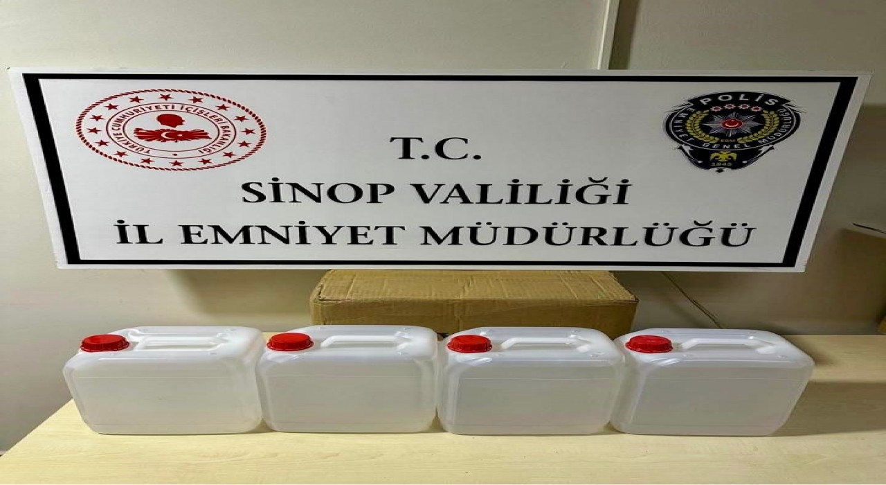 Sinopta kaçakçılığa darbe: Binlerce makaron ve kaçak alkol ele geçirildi