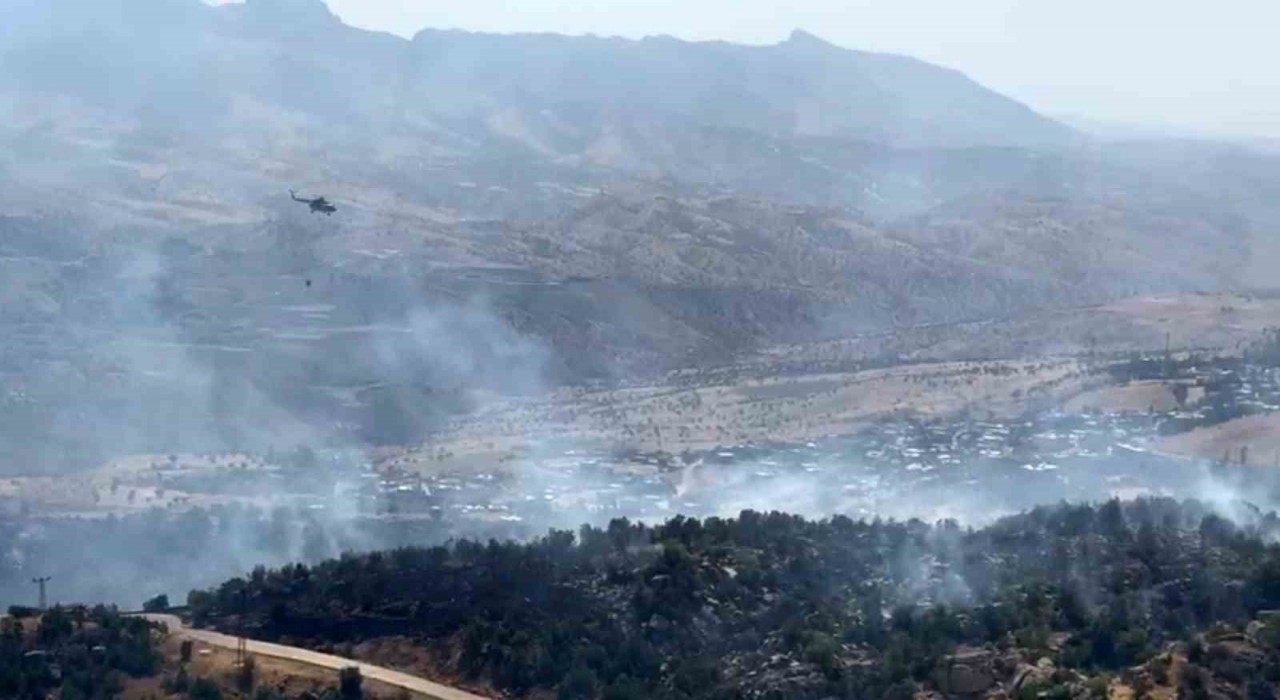 Şırnakta örtü yangınına havadan ve karadan müdahale