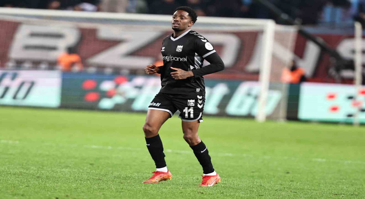 Sivassporda Menig ile yollar ayrıldı