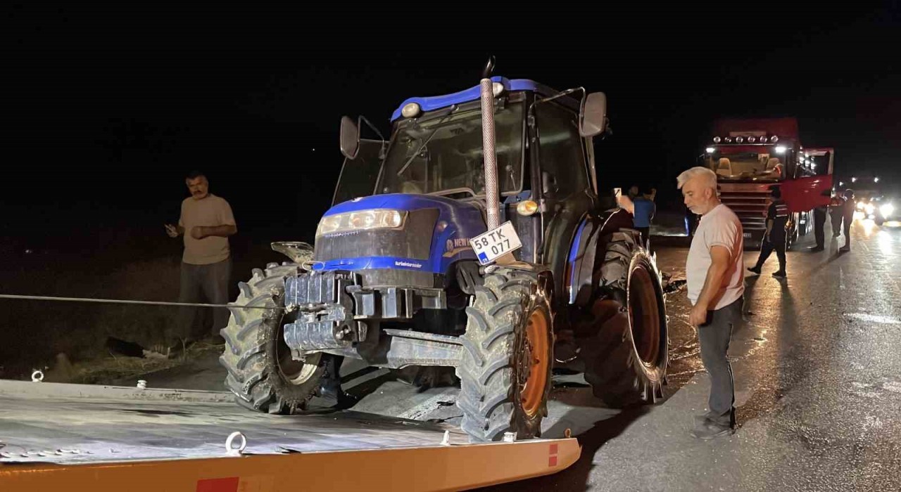 Sivasta trafik kazaları: 2si ağır 4 yaralı