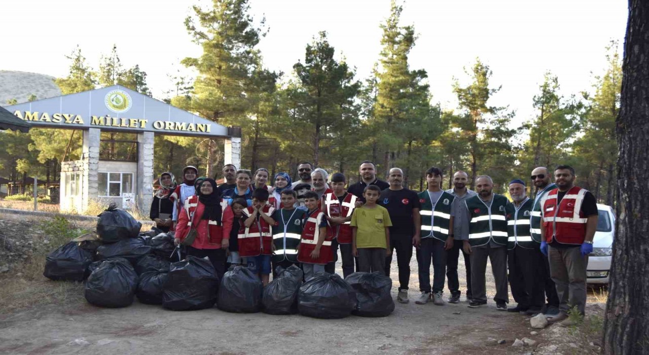Sivil toplum kuruluşlarından ormanda temizlik seferberliği