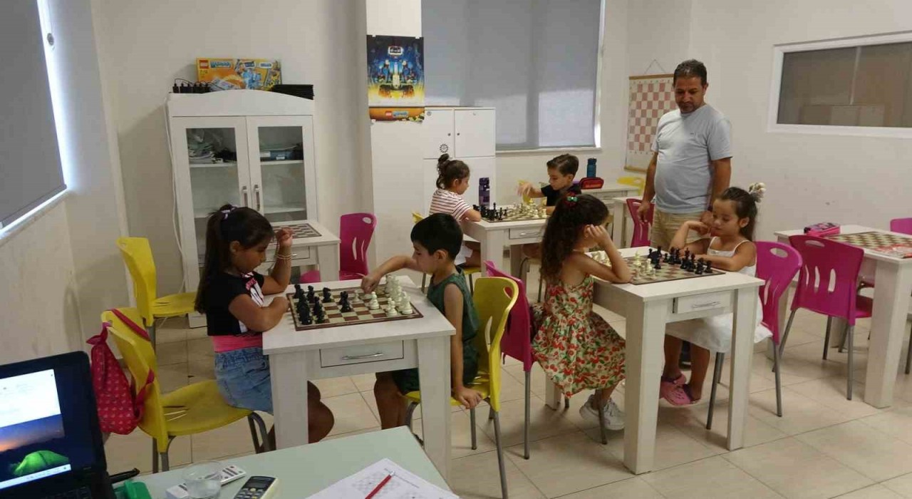 Söke Satranç ve Akıl Zeka Oyunlarında Türkiyenin lokomotifi oldu