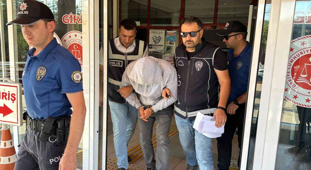 Soygun için girdiği kuyumcuda dakikalarca dövülen şüpheli tutuklandı