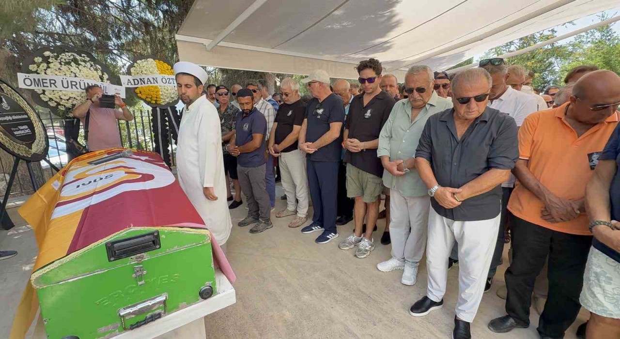 Spor basınının duayeni Ümit Aktan, son yolculuğuna uğurlandı