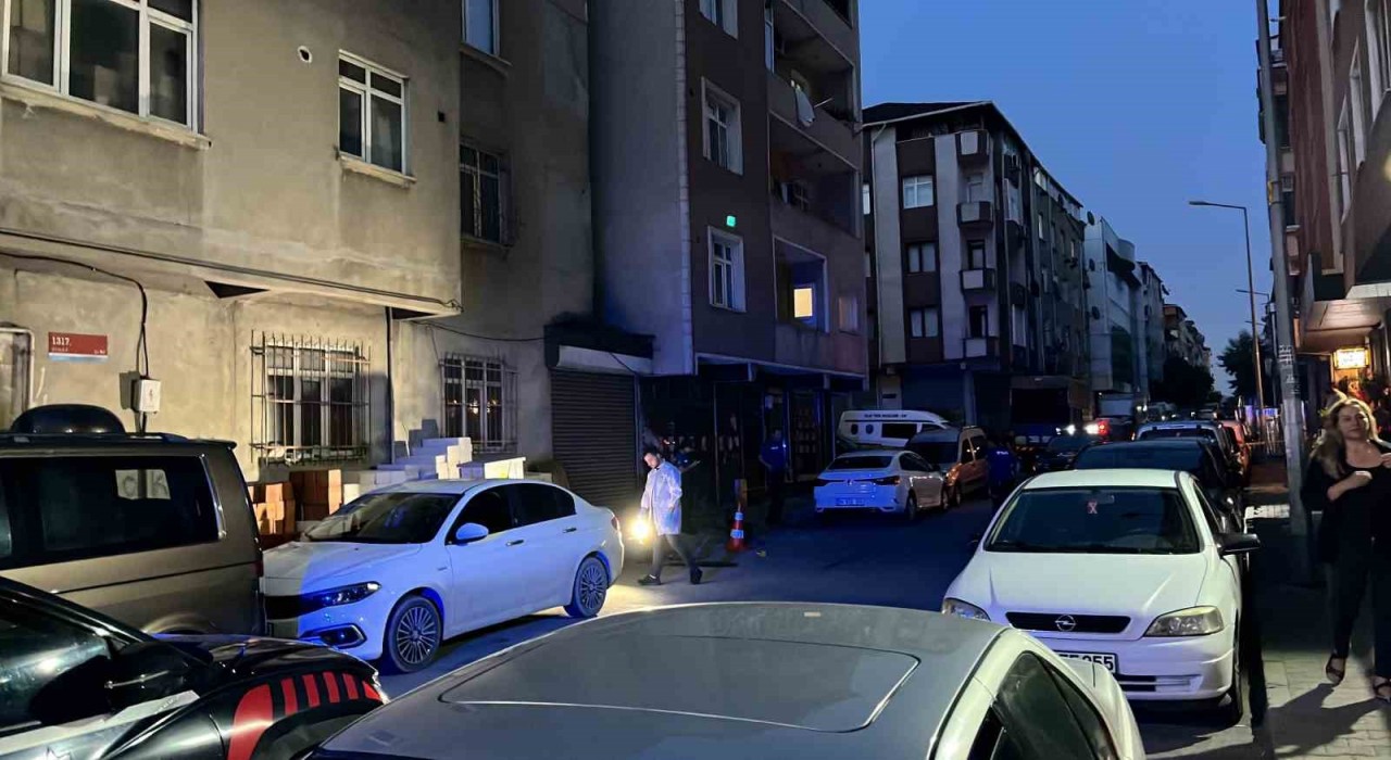 Sultangazide silahlı saldırıya uğrayan pazar esnafı ağır yaralandı