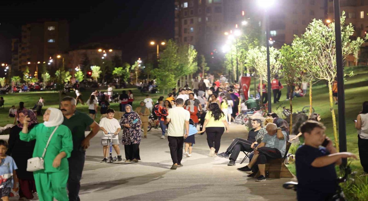 Talas Millet Bahçesinde yazlık sinema keyfi