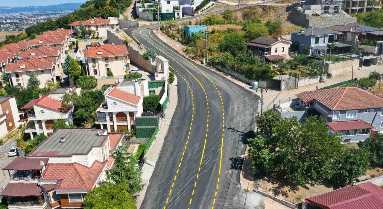 Tantaoğlu Caddesine bin 500 ton aşınma asfaltı serildi