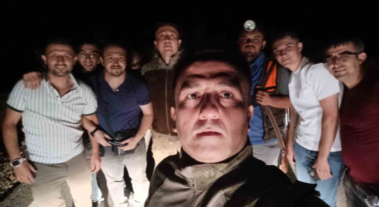 Tavşanlıda gençlerden gönüllü yangın seferberliği