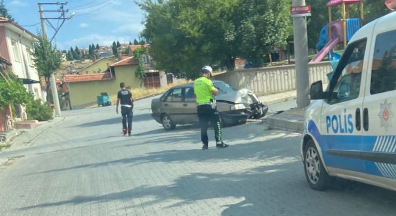 Tavşanlıda trafik kazası: 2 yaralı