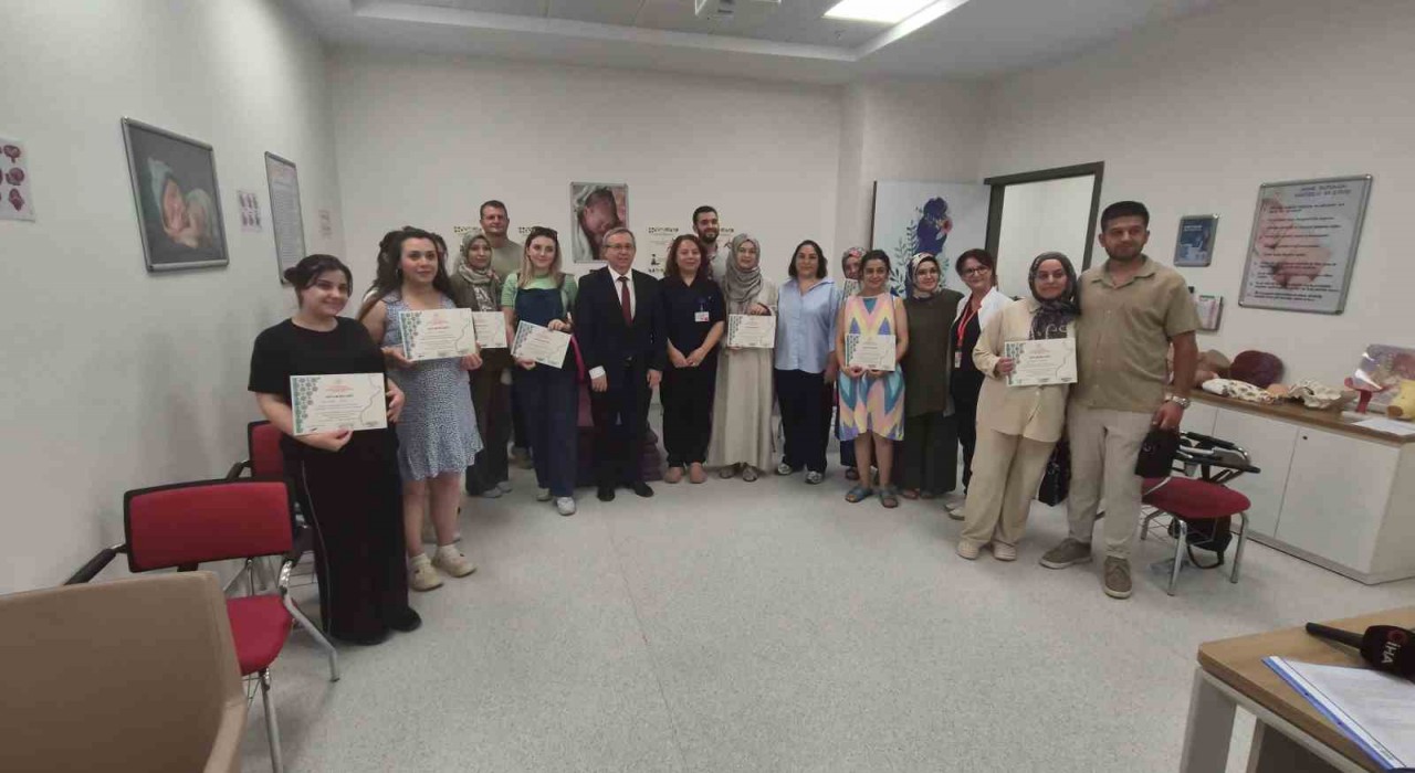 Tekirdağ Şehir Hastanesi Gebe Okulunda anne adayları doğuma hazırlanıyor