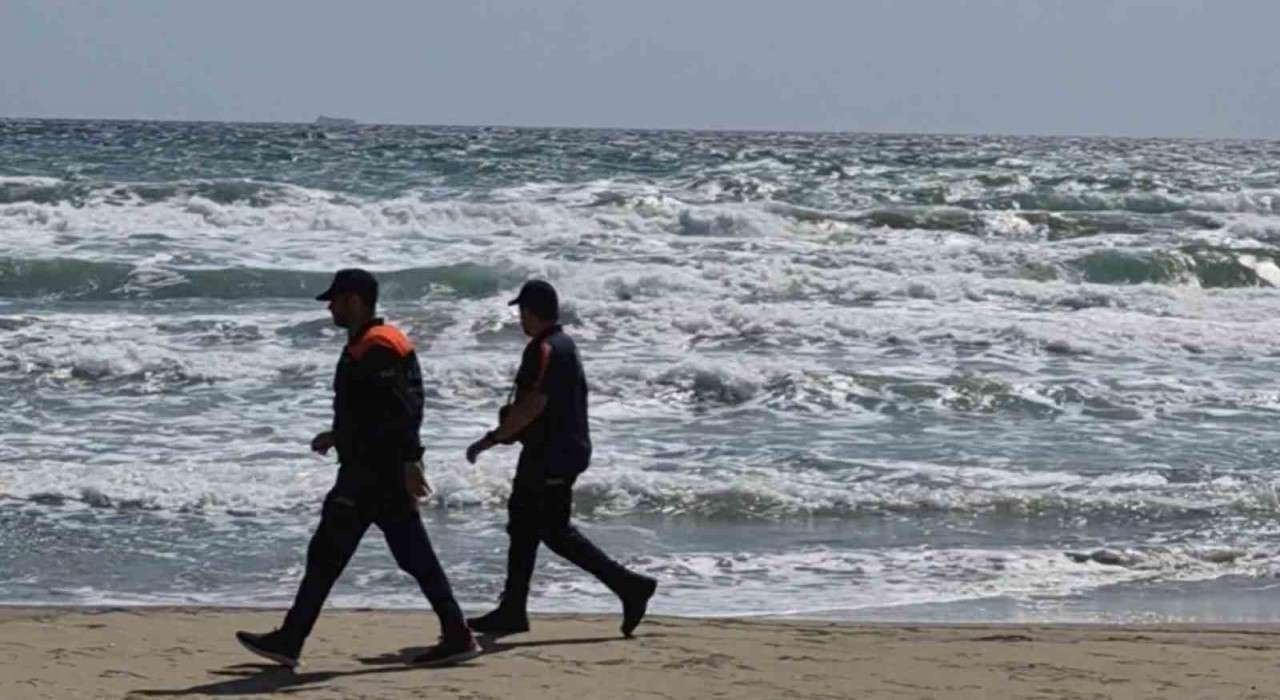 Tekirdağda denizde kaybolan genci arama çalışmaları sürüyor