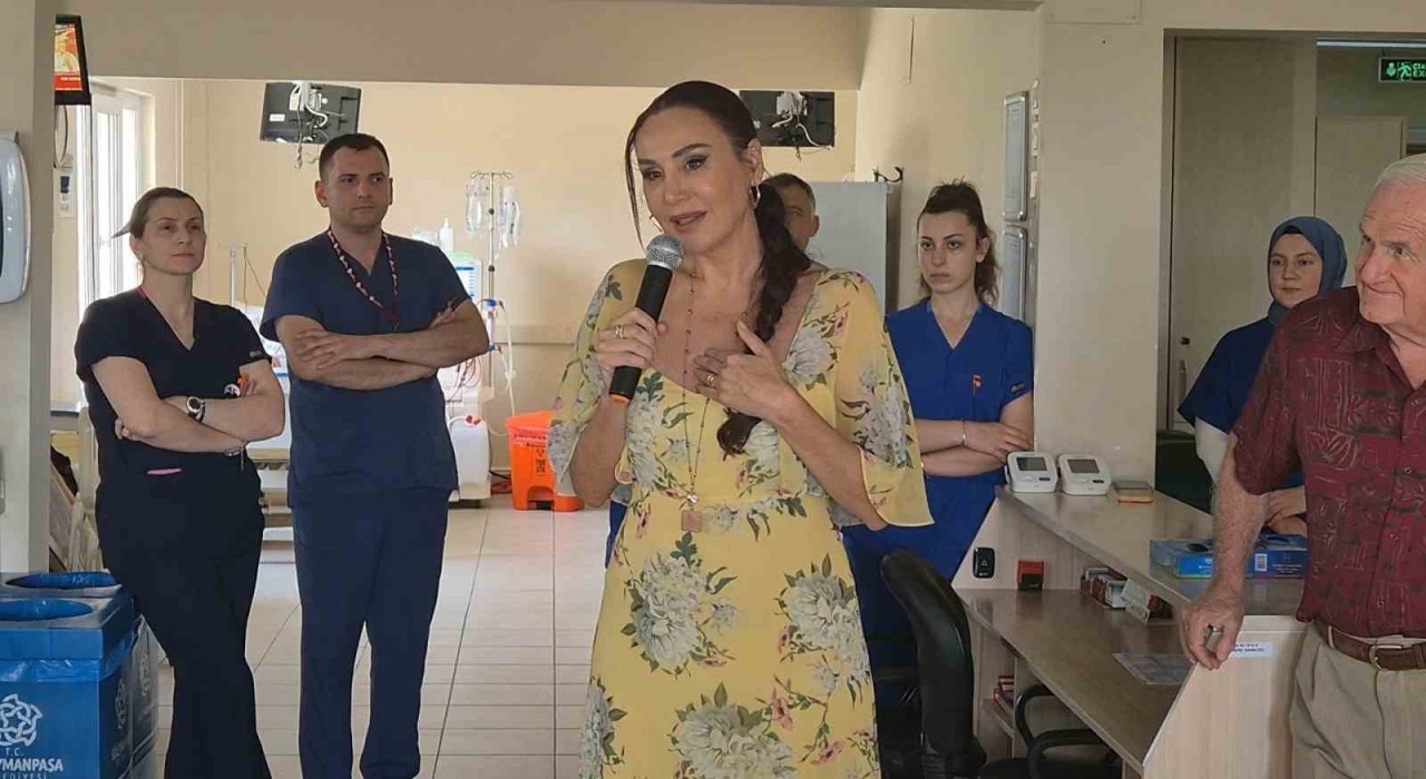 Tekirdağda diyaliz hastalarına zihinsel egzersiz desteği: Hastalara Şenkal sürprizi