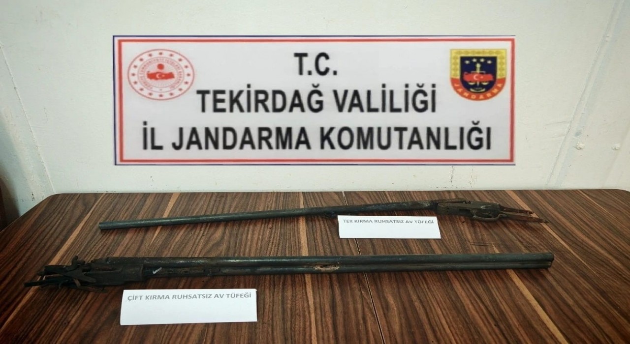 Tekirdağda jandarmadan silah ve mühimmat operasyonu