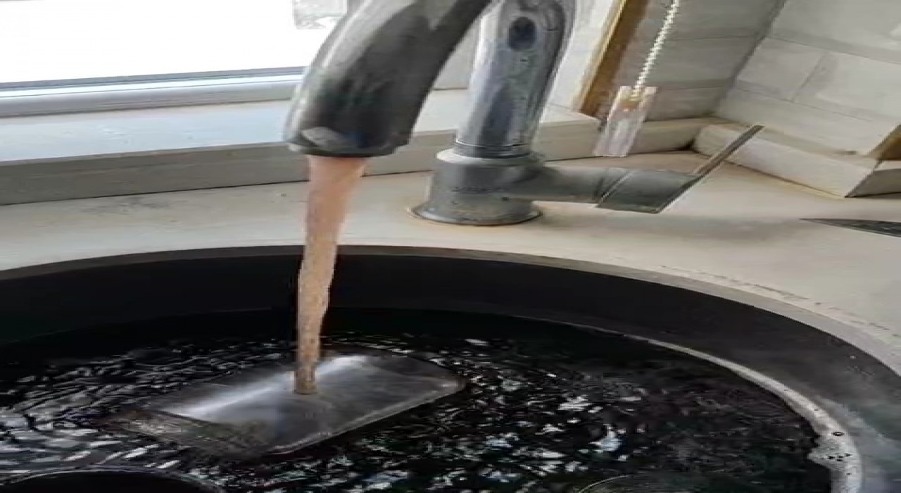 Tekirdağda musluklardan kahverengi su akıyor