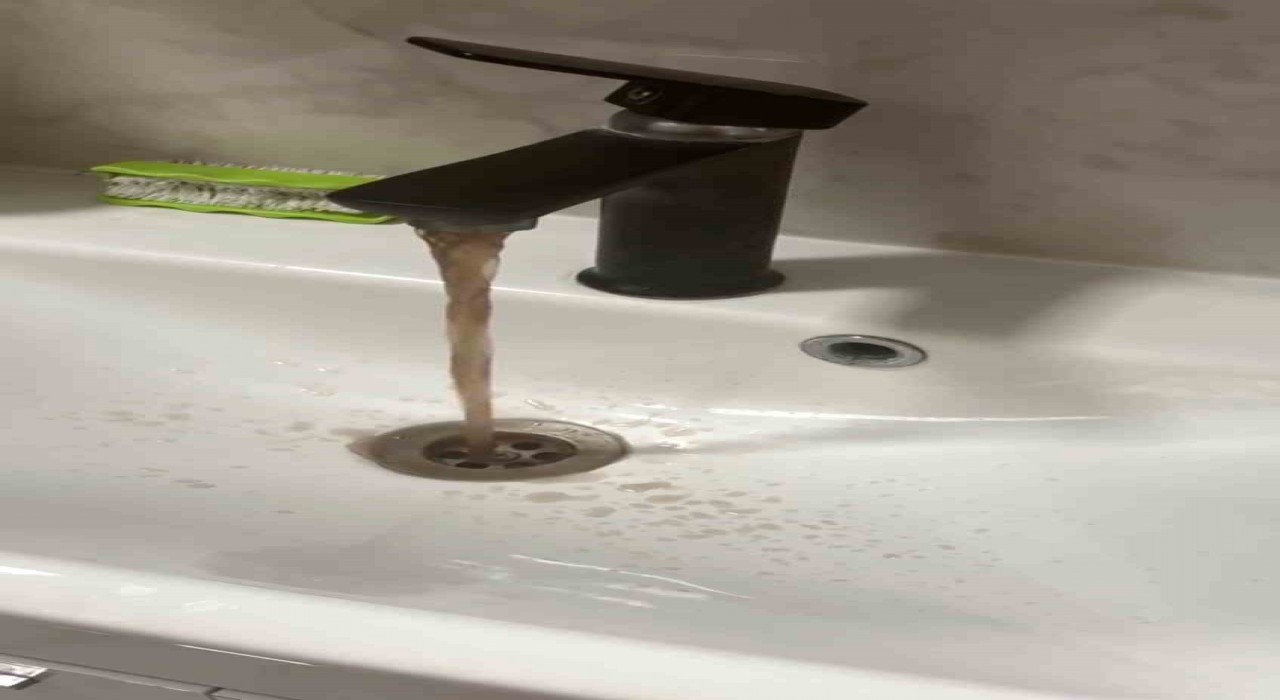 Tekirdağda musluklardan kahverengi ve siyah su şoku