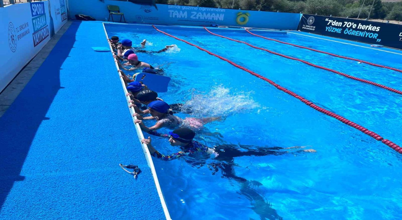 Tercanda yüzme kursu açıldı
