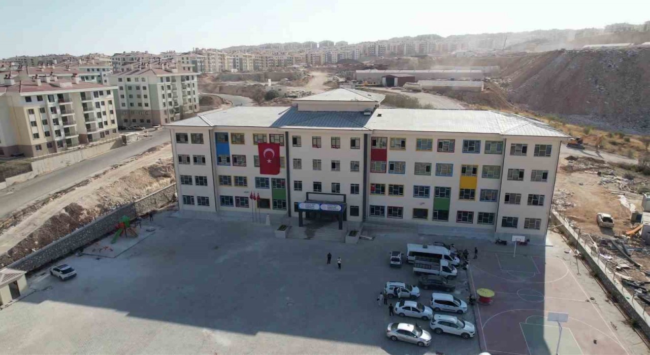 Toplu konut alanlarındaki okullar eğitim öğretime hazır