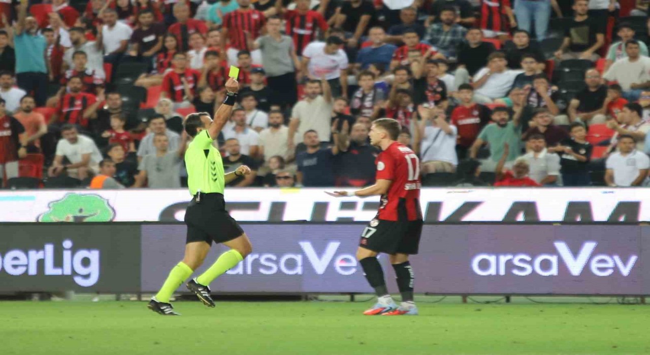 Trendyol Süper Lig: Gaziantep FK: 2 - Gençlerbirliği: 1 (Maç sonucu)