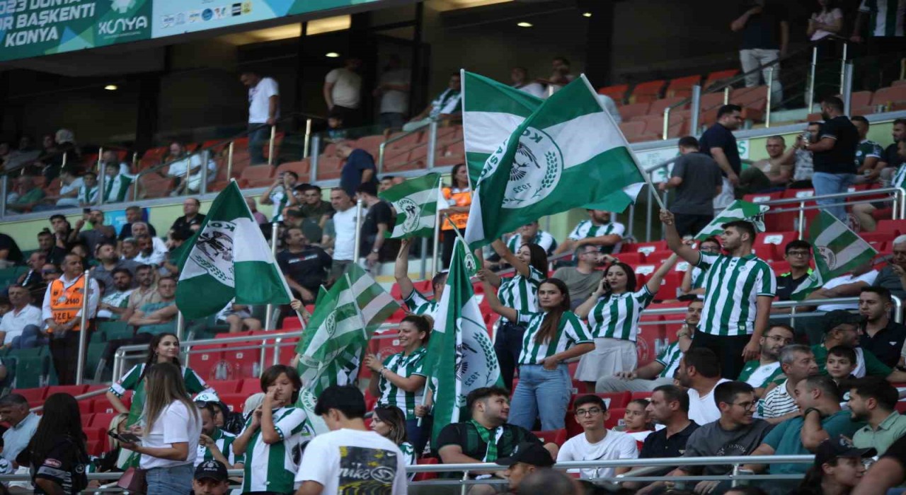 Trendyol Süper Lig: Konyaspor: 1 - Gaziantep FK: 0 (İlk yarı)