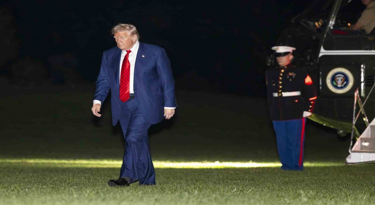 Trump: İsrailin saldırılarını soykırım olarak görmüyorum