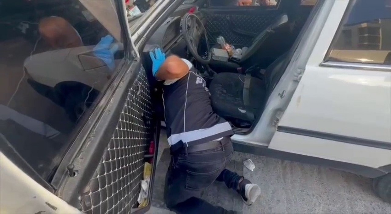 Turizm bölgelerine yapılan uyuşturucu ticaretine polisten darbe