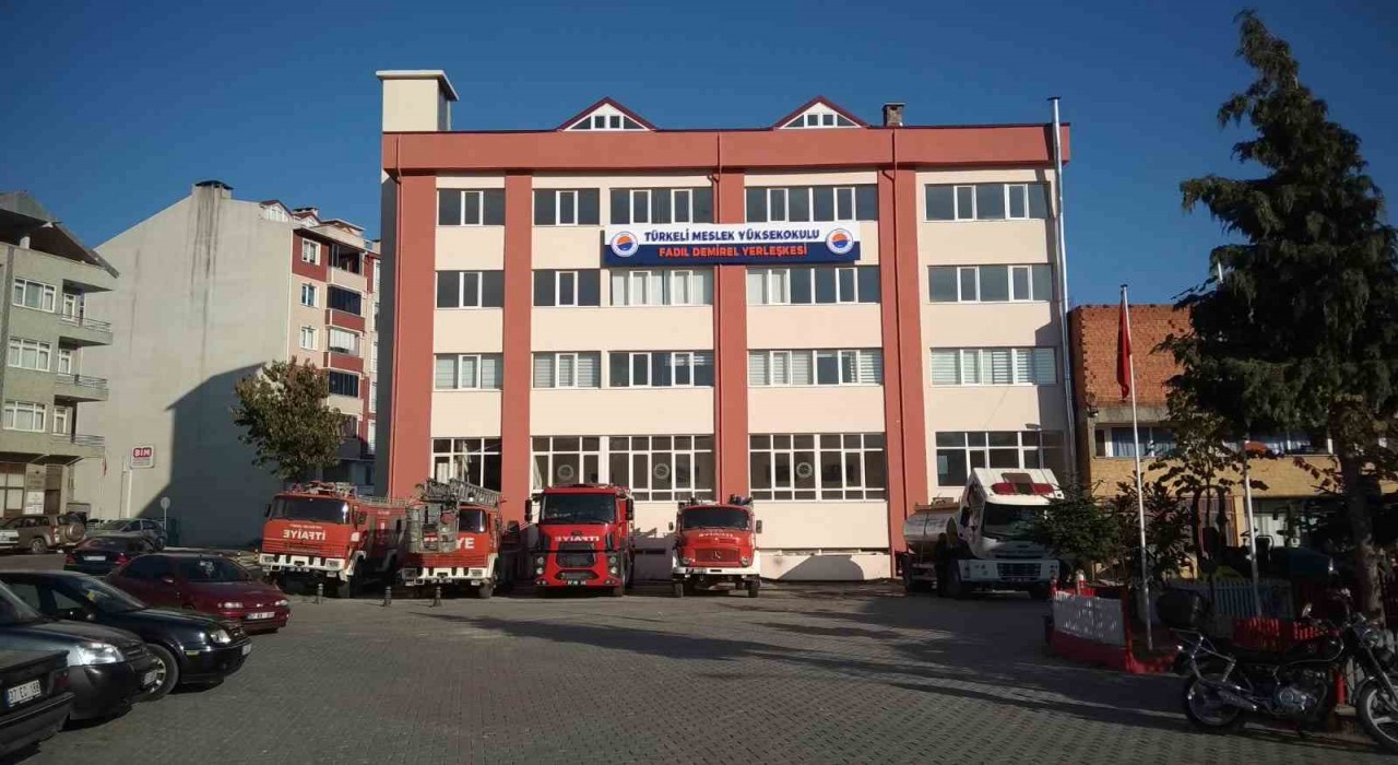 Türkeli MYOda yüzde 100 doluluk