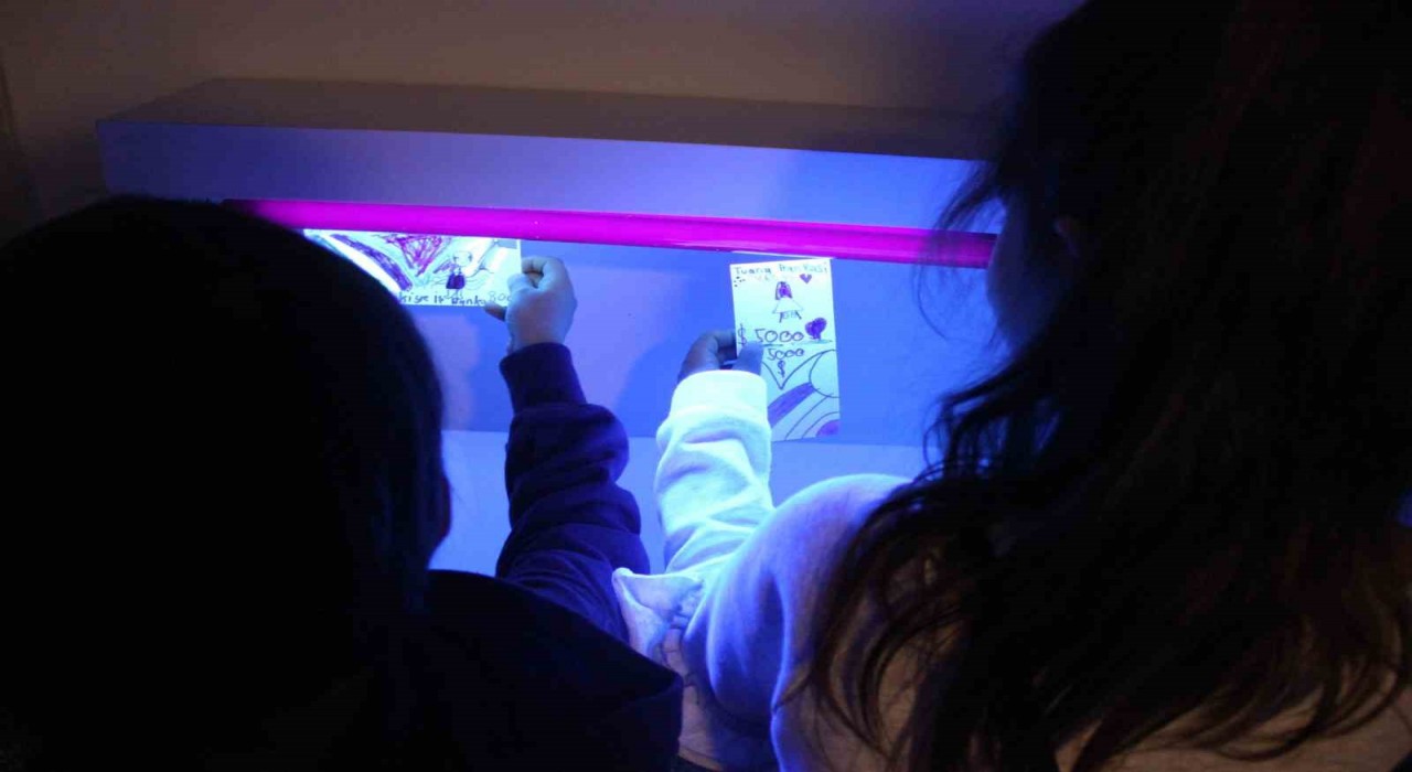 Türkiye İş Bankası Müzesinde çocuklara özel atölyeler sürüyor