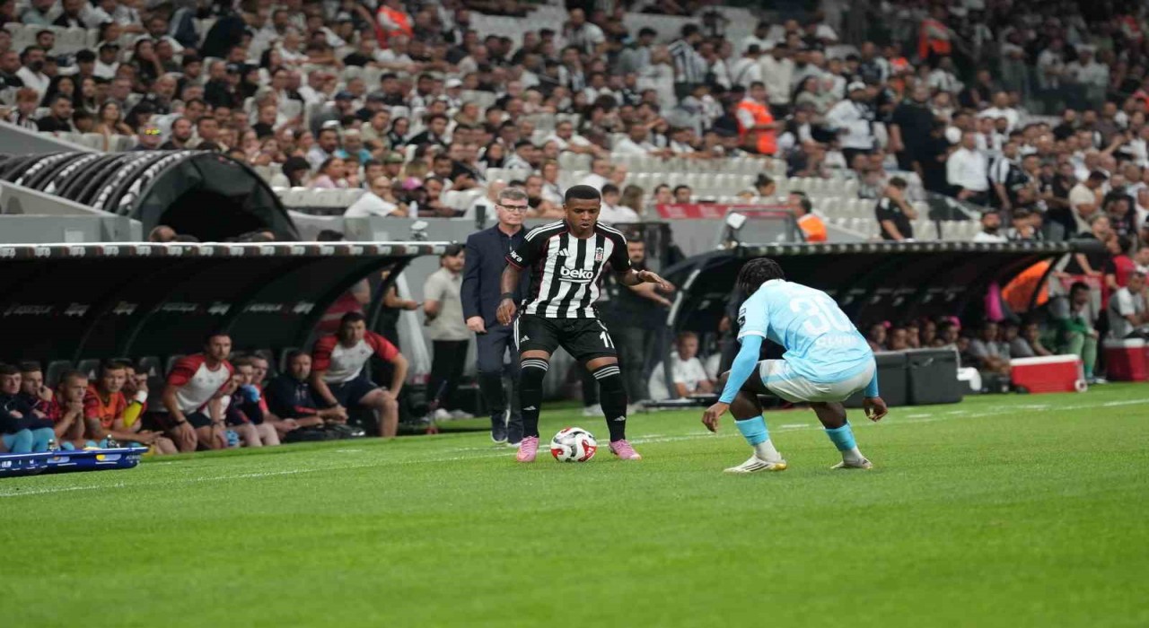 UEFA Konferans Ligi: Beşiktaş: 0 - St. Patricks: 1 (Maç devam ediyor)