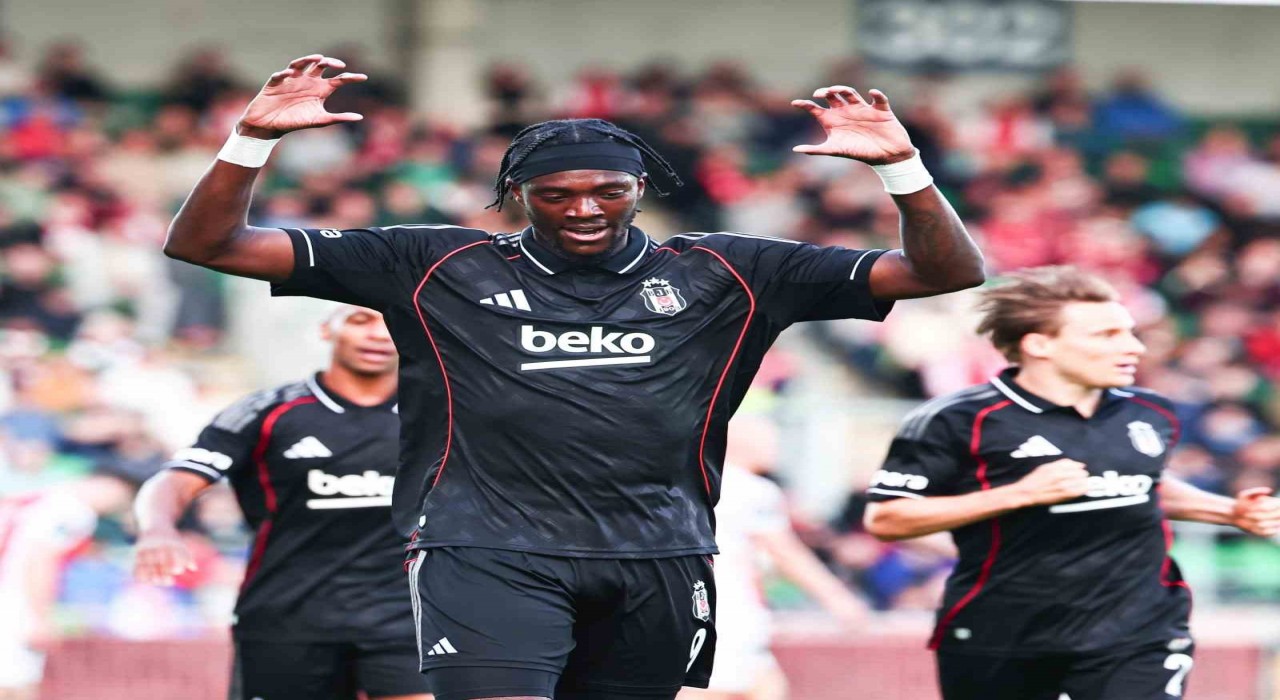 UEFA Konferans Ligi: St. Patricks: 0 - Beşiktaş: 4 (İlk yarı)