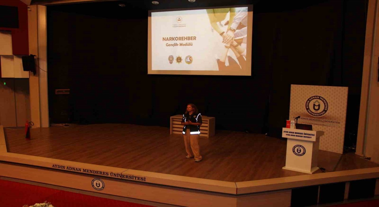Üniversite öğrencilerine iş sağlığı ve güvenliği ile NarkoGençlik eğitimi verildi