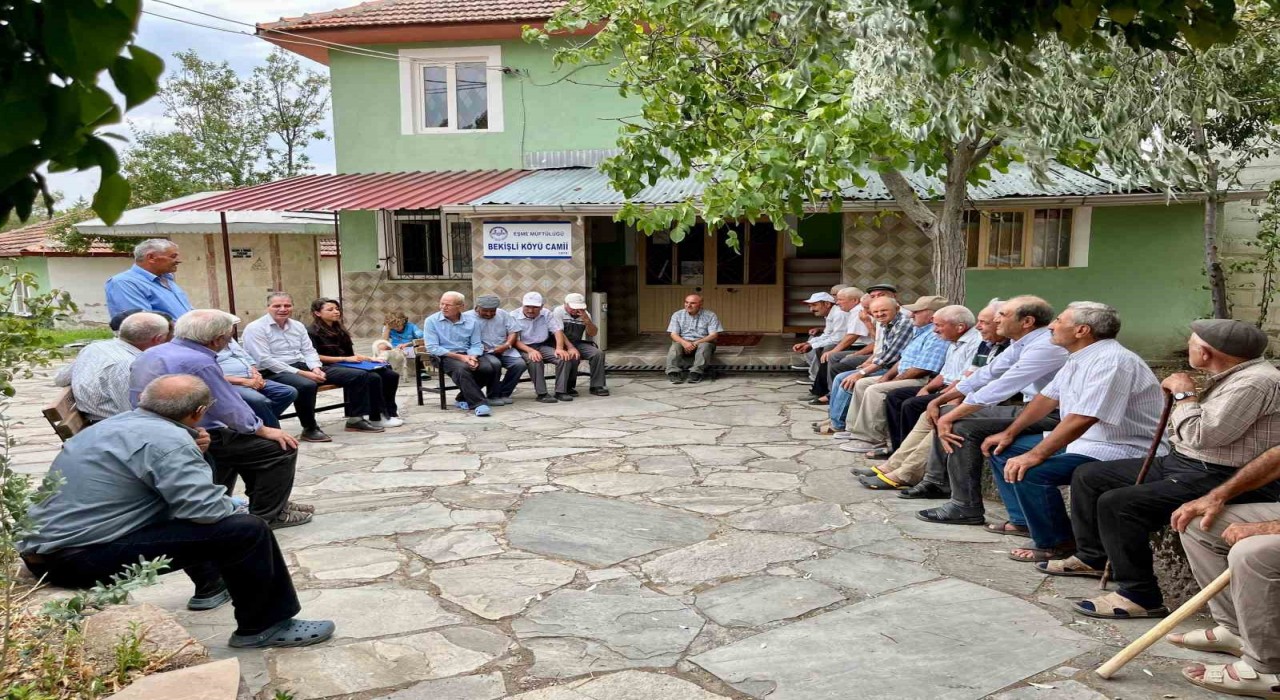 Uşakta çiftçiler dinlendi