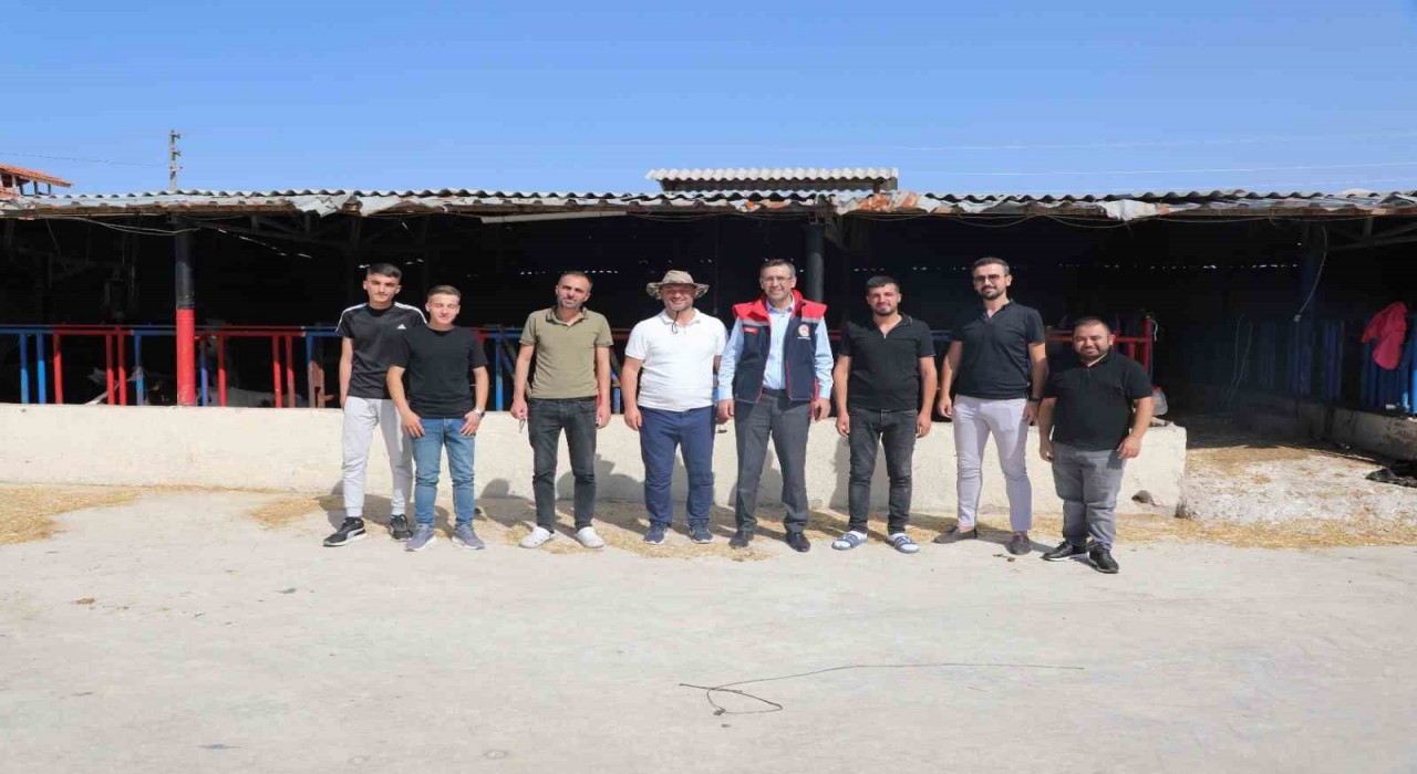 Uşakta üreticilere ari işletme bilgilendirmesi,