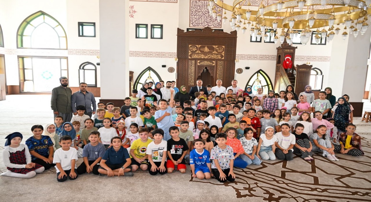 Vali Aktaş, Yaz Kuran kursunu ziyaret etti