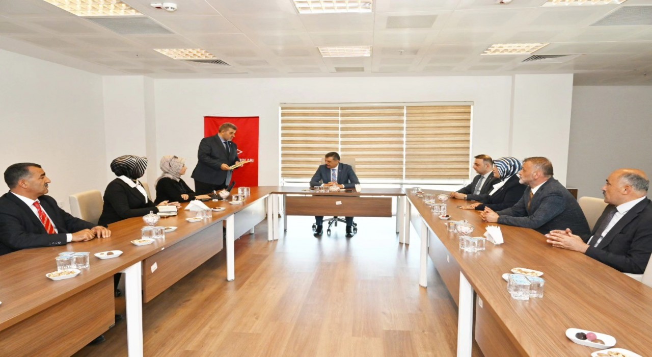 Vali Çiftçiye TSE brifingi