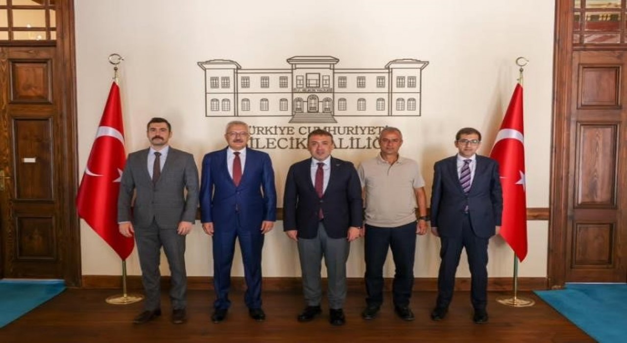 Vali Faik Oktay Sözere önemli ziyaret