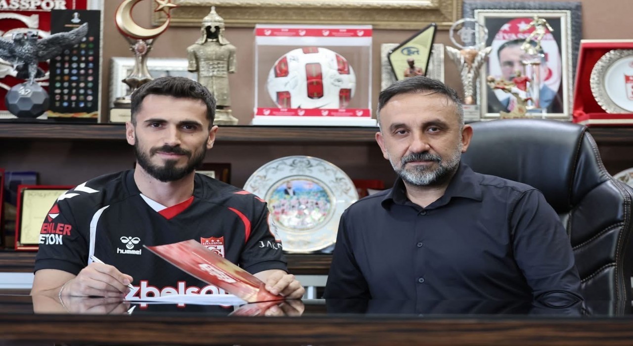 Valon Ethemi resmen Sivassporda