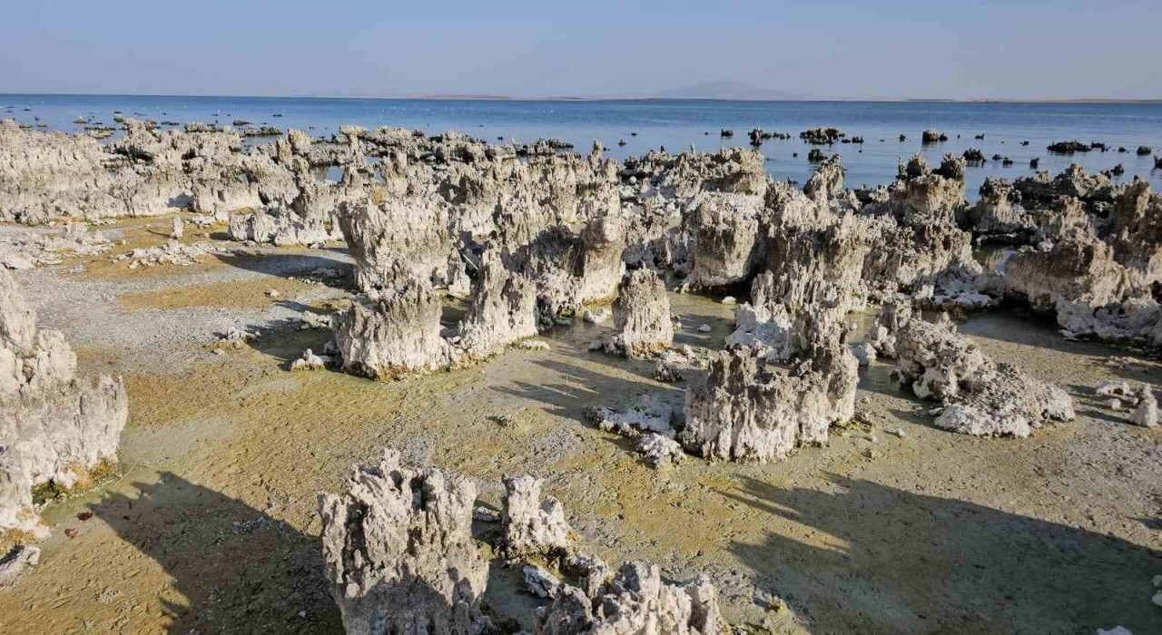 Van Gölü kuraklık nedeniyle alarm veriyor