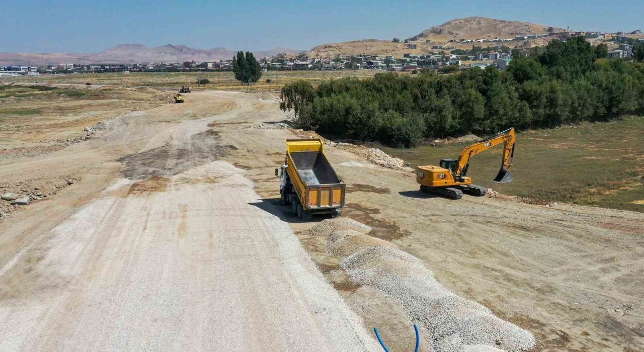 Van Gölü Sahil Yolunda sona gelindi